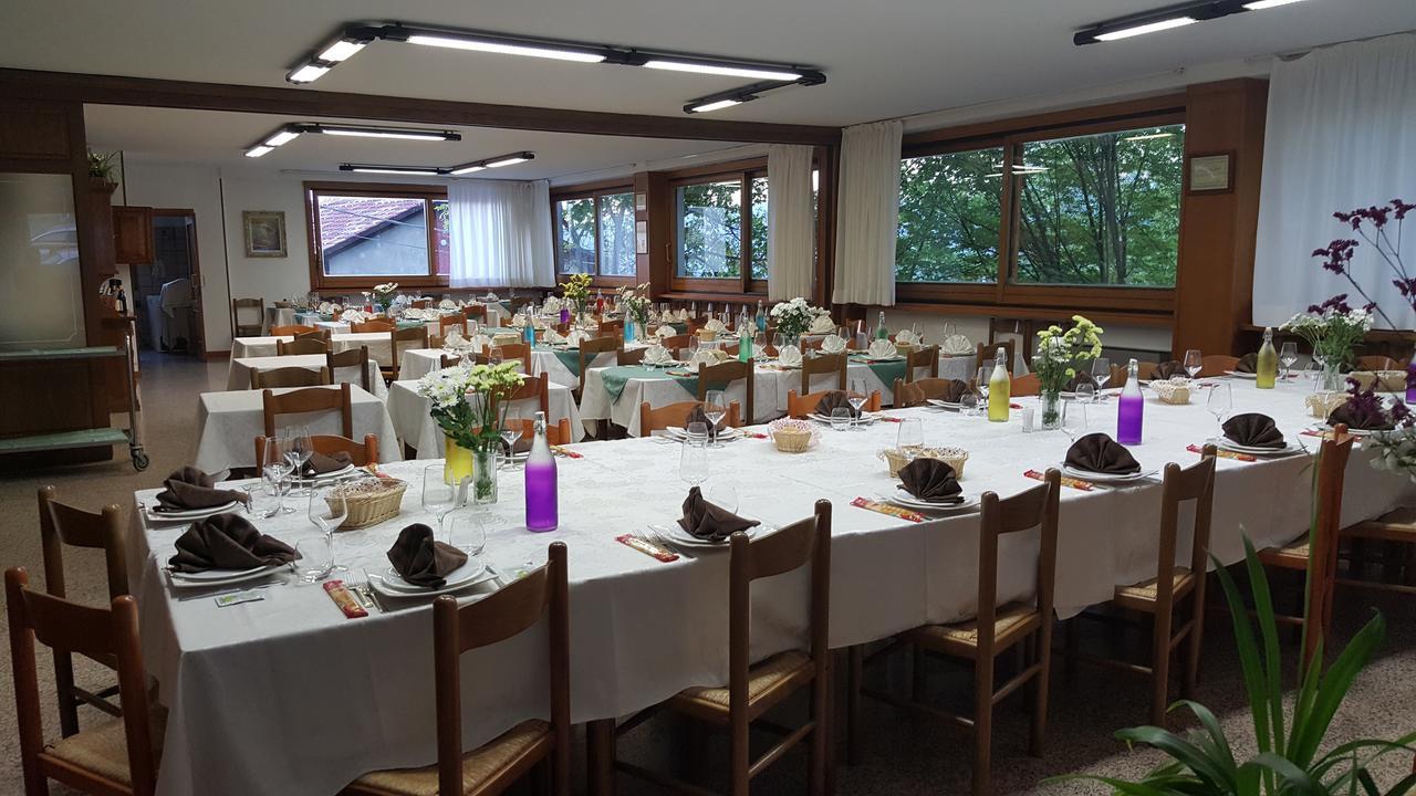 Ristorante Primula Bianca Hotel Varzi Esterno foto